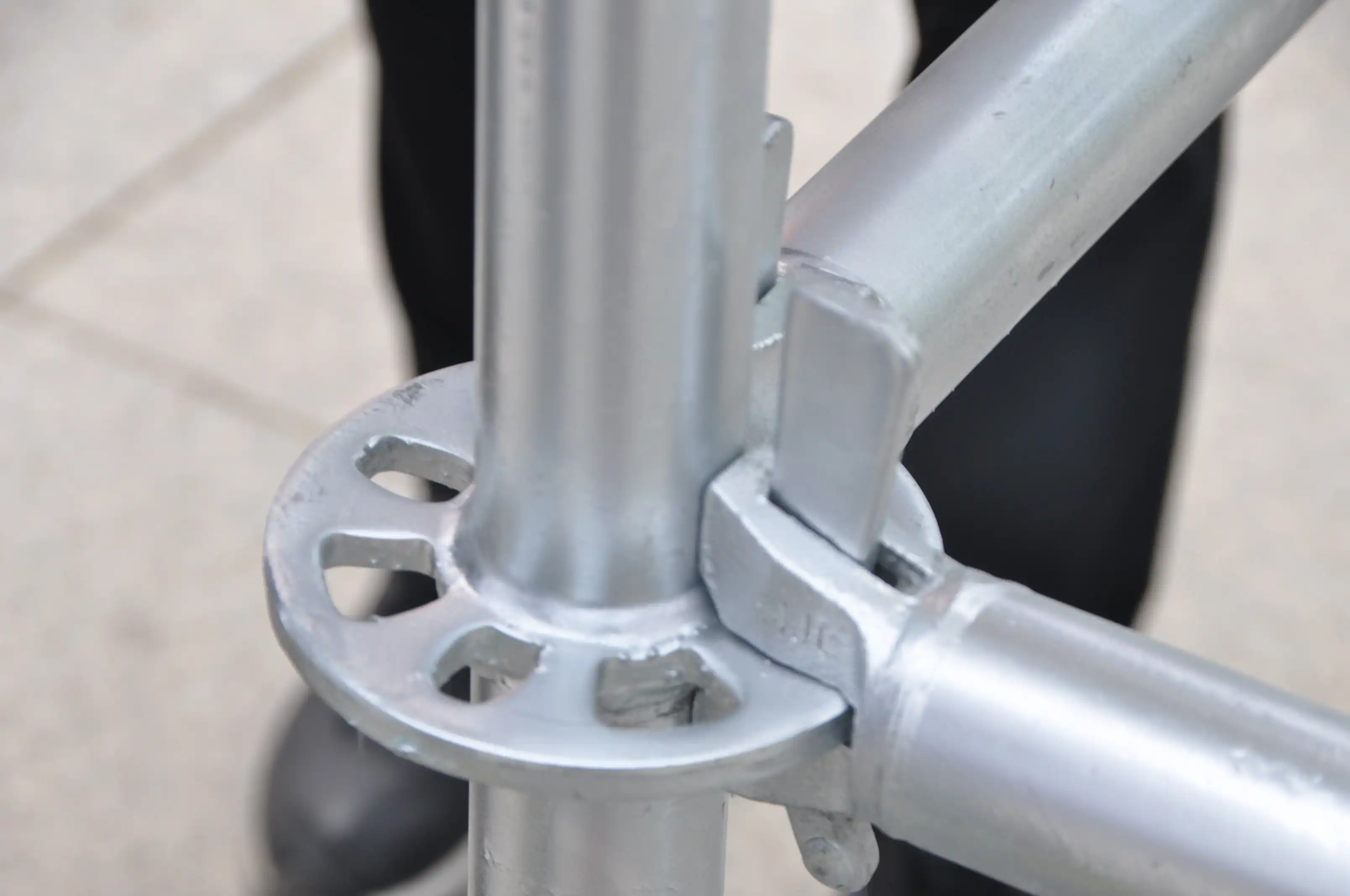 Which Rosette Ringlock Scaffolding System Is Best for Contractors?